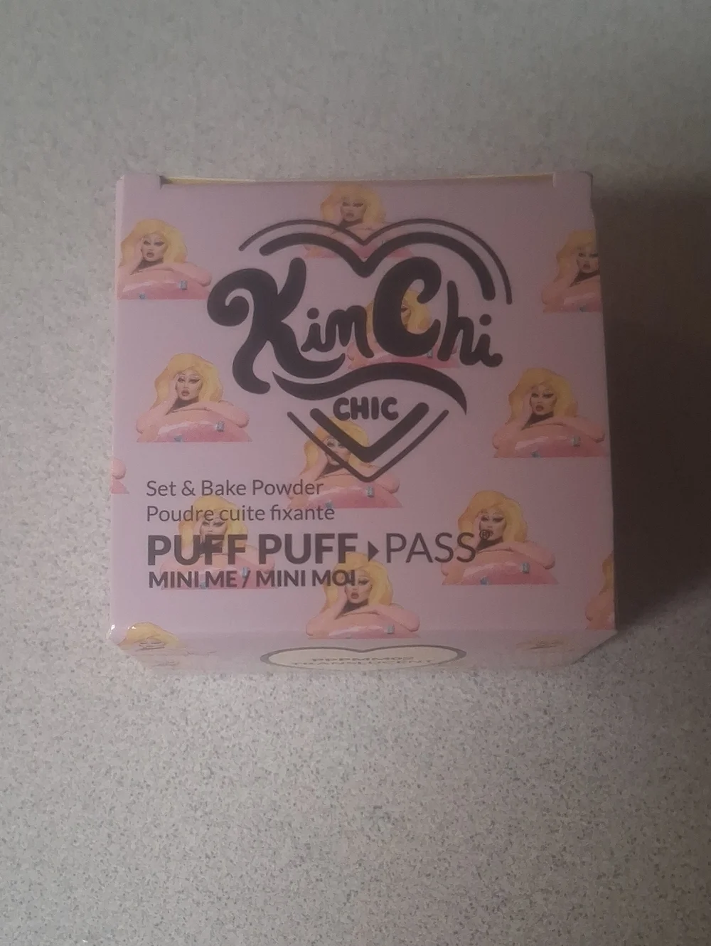 BNIB KimChi Chic Beauty Puff Puff Pass Set & Bake Powder TRANSLUCENT MINI